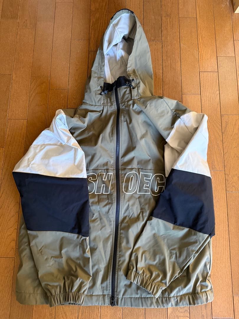 スノーボードウェア　カーキ　DC 上下セットL