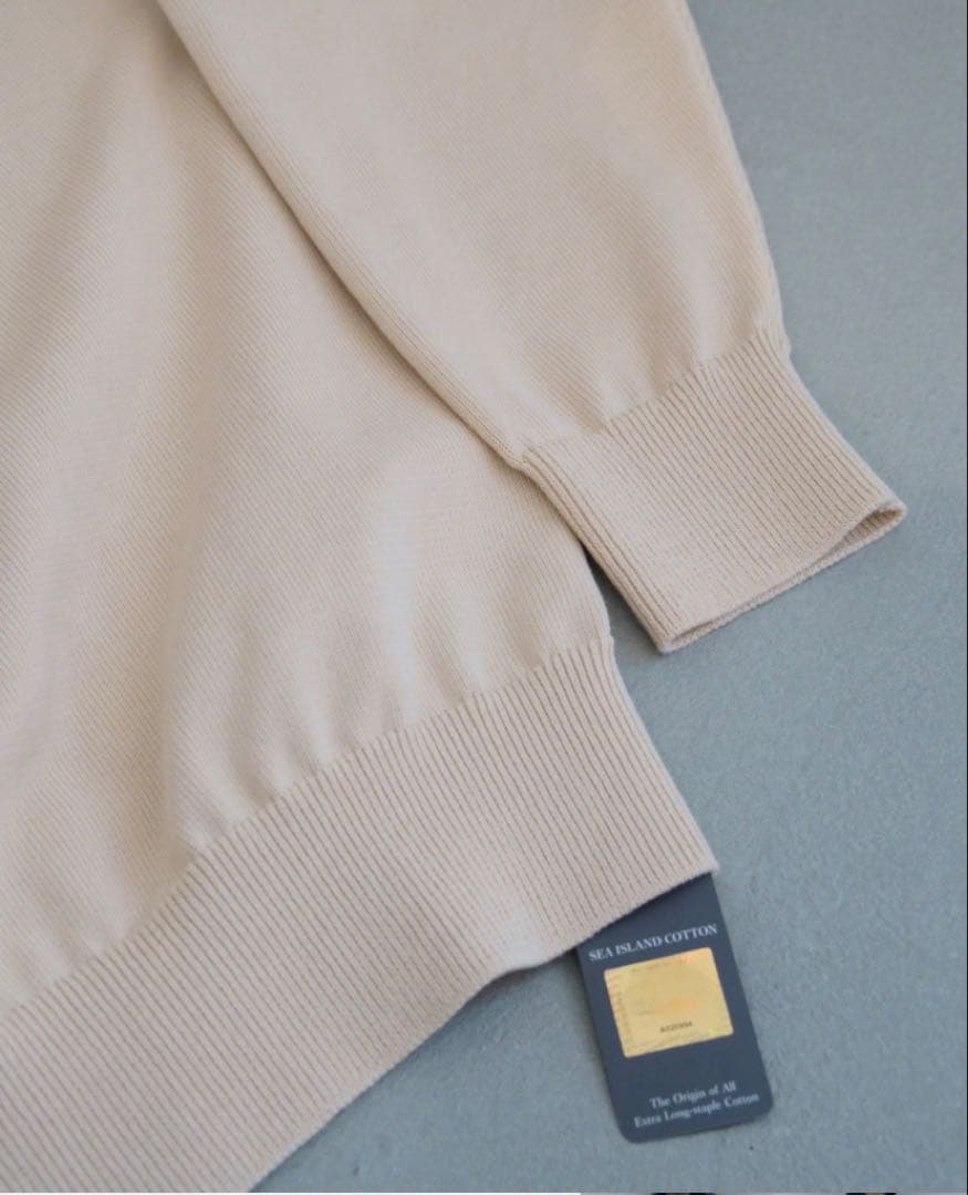 新品　Yonetomi / ヨネトミ　高級 セーター　ニット　日本製　サイズ４