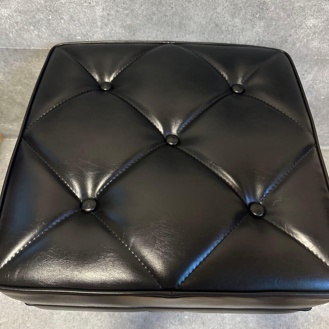 カリモク60 オットマン　ブラック　21年製