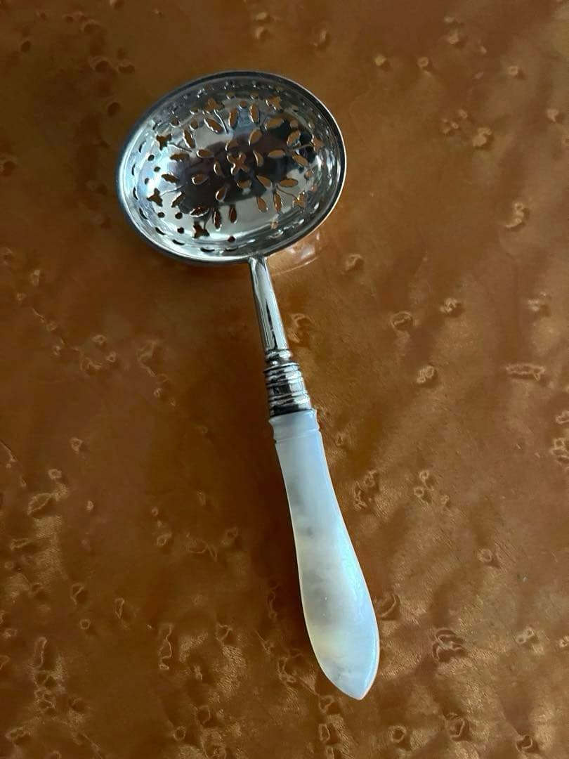 【美品】シルバー シュガーシフタースプーン 白蝶貝 パール カトラリー