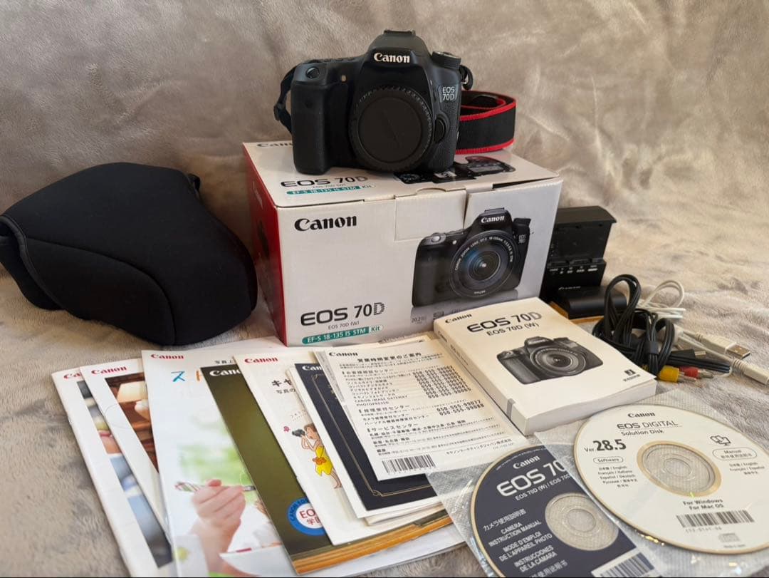 ■ 美品 ■ キャノン Canon EOS 70D《元箱付き》