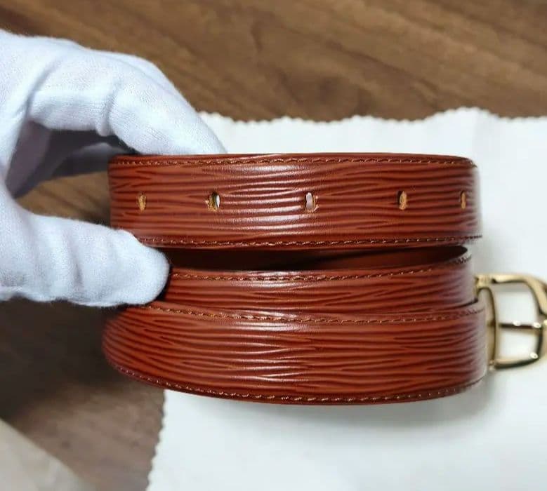 キャメル　LOUIS VUITTON エピサンチュール