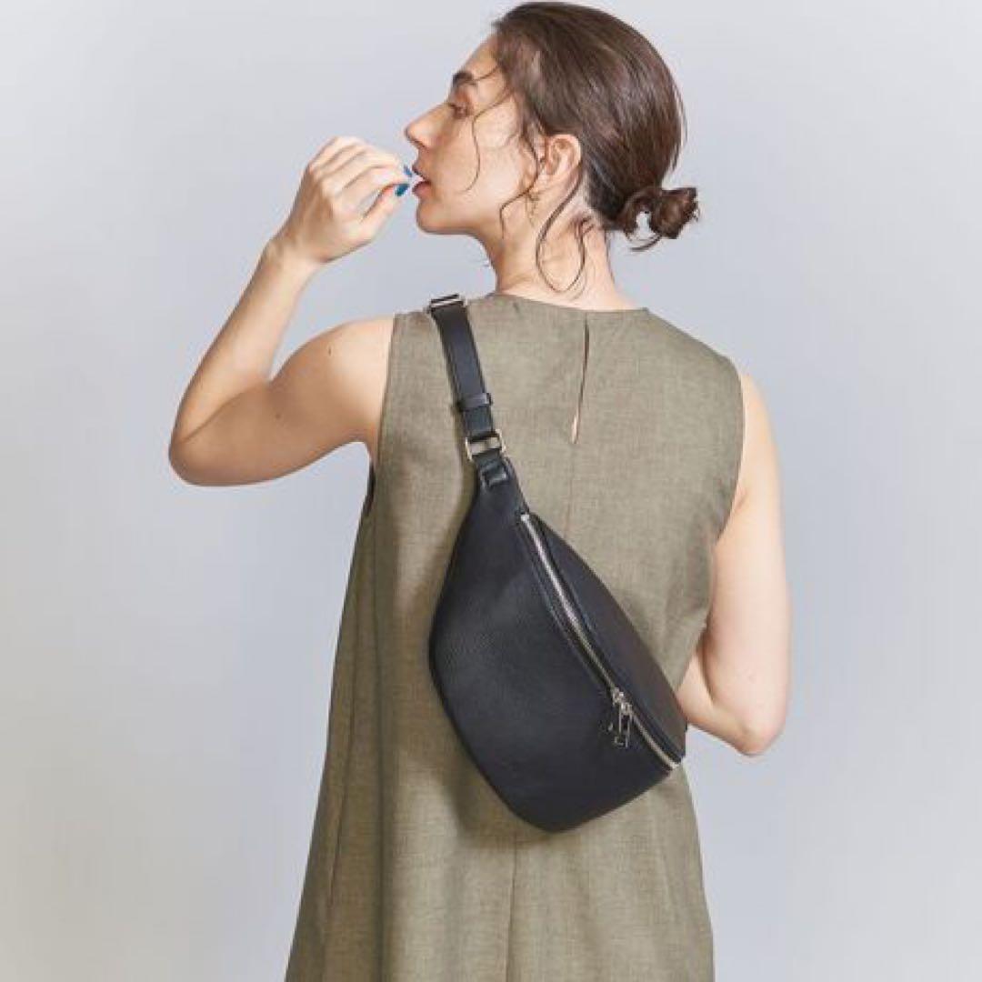 即購入可 ch!iii bag チーバッグ シュリンクレザー ボディバッグ 黒