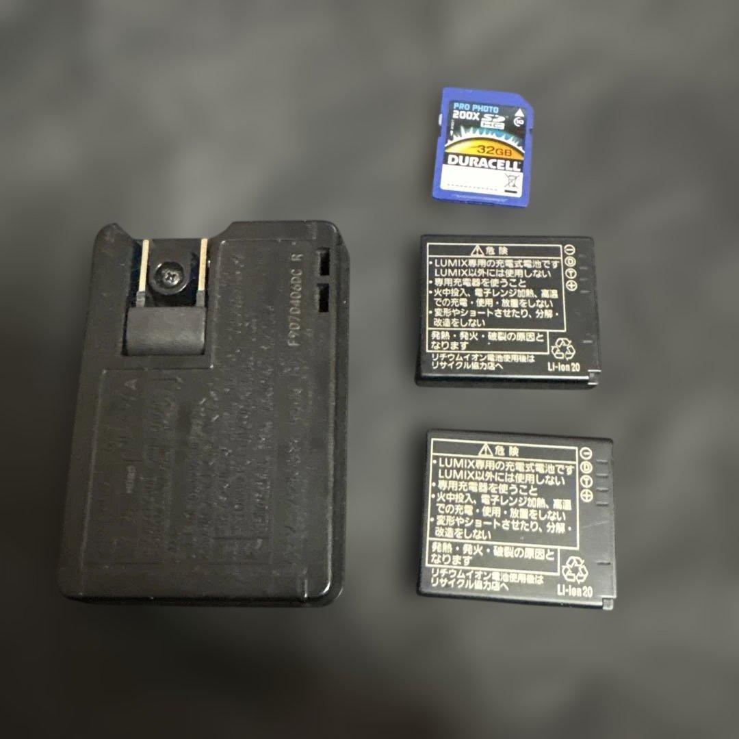 美品！パナソニック LUMIX DMC-FX60 デジカメ　ピンク　充電池2個付