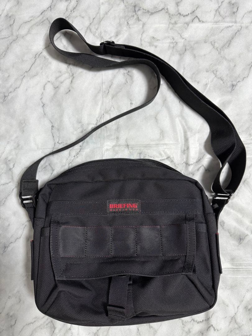 【BRIEFING MAG SHOULDER S】アメリカ製