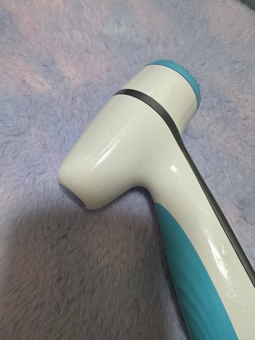 ハンドヘルド美顔器 ホワイト・ブルー