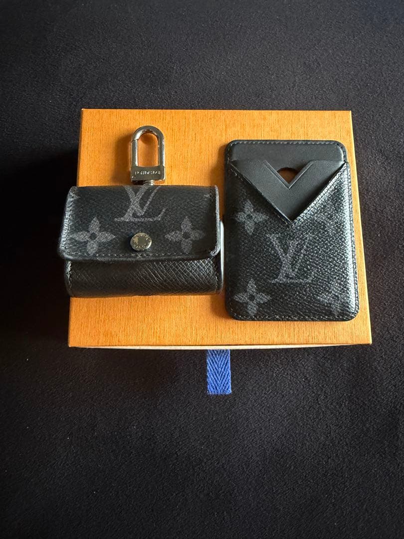 ルイヴィトン　iPhone AirPods MagSafe イヤホンケース