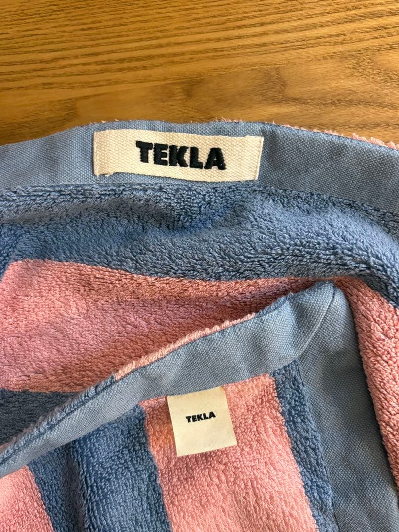 水着・ラッシュガード tekla beach towel