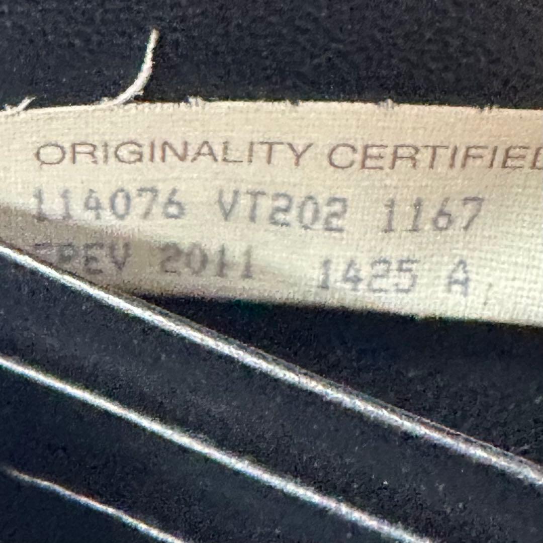 新品同様‼️ 希少色　ボッテガヴェネタ　財布　長財布　パイソン　ラウンドファスナー