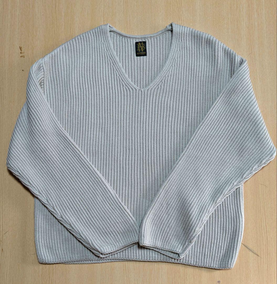 BATONER (バトナー) リブVネック　セーター メリノウール製