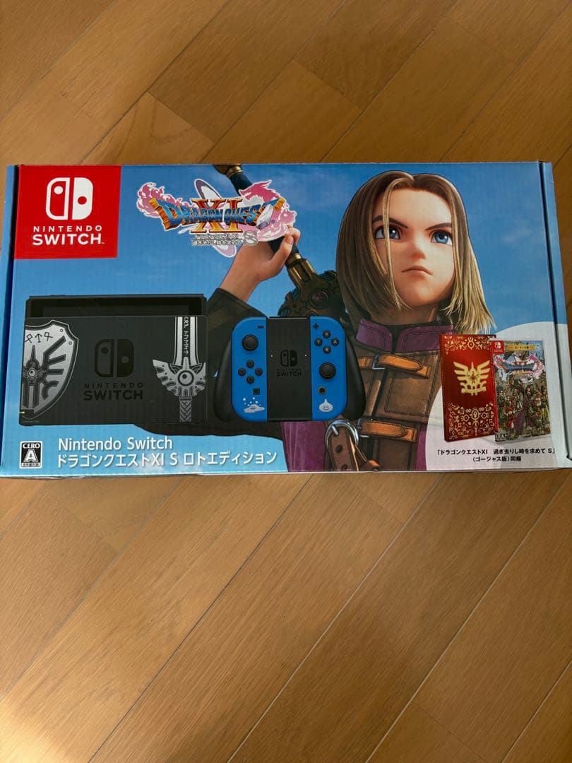 【動作完動品】Nintendo Switch ロトエディション（ソフトなし）
