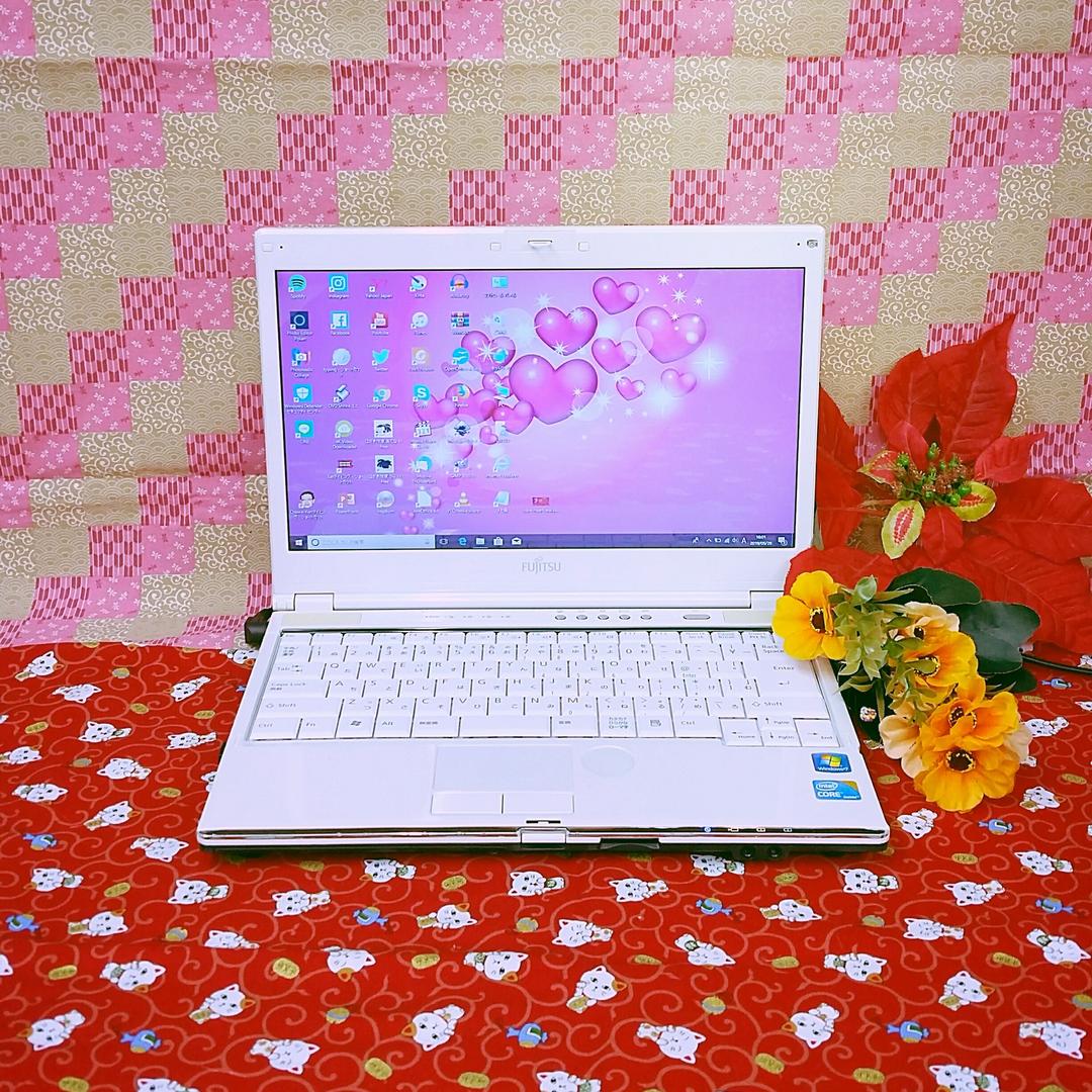 小型富士通 PC HDD大容量320GBを搭載！ホワイトノートパソコン