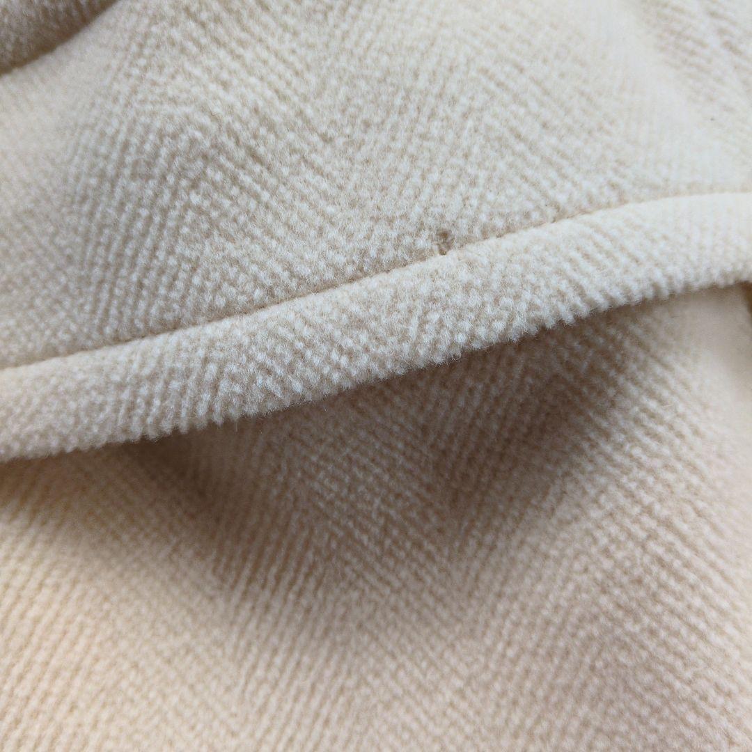 BURBERRY　レディース　ダッフルコート　フード付き　40　 生成色