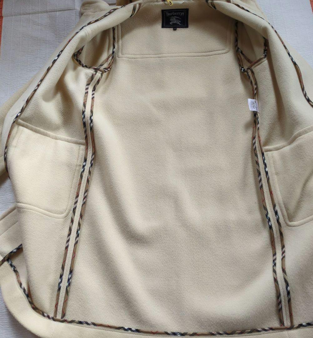 BURBERRY　レディース　ダッフルコート　フード付き　40　 生成色