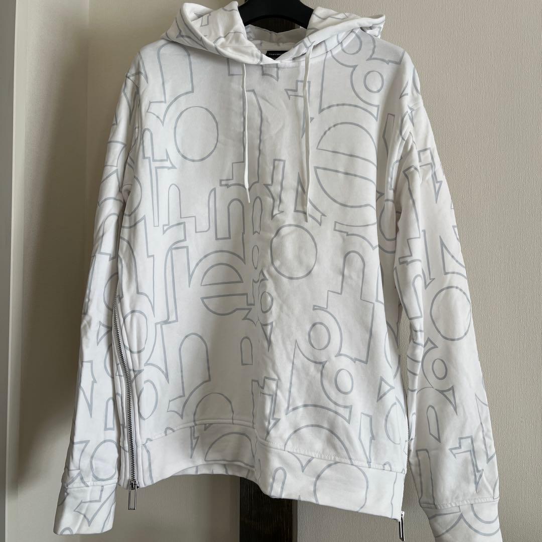 【EMPORIO ARMANI】総柄 パーカー 3H1MN9 1JVTZ