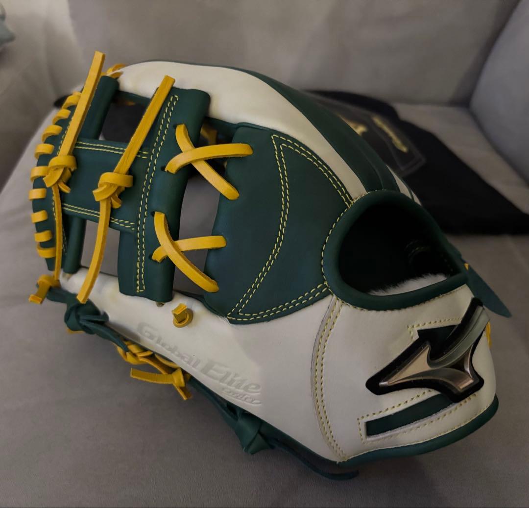 三連休特価　ミズノ　グローバルエリート　軟式グローブ　左投げ　内野手用　左