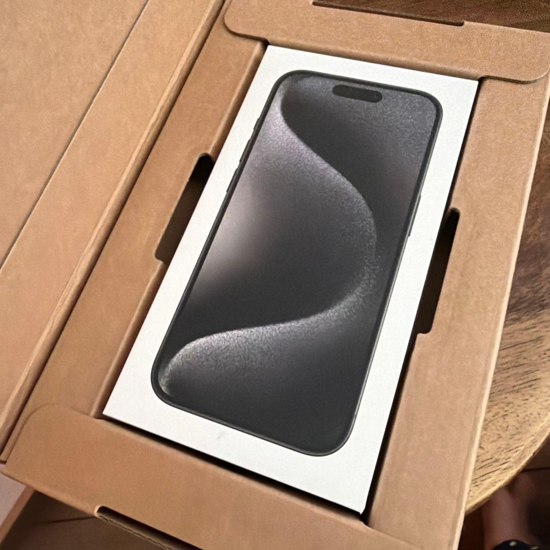 スマートフォン本体 iphone15pro 256GB