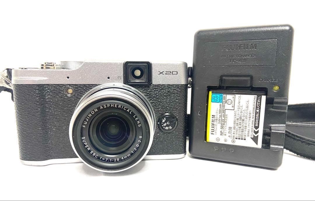 美品 FUJIFILM X20 デジカメ デジタルカメラ