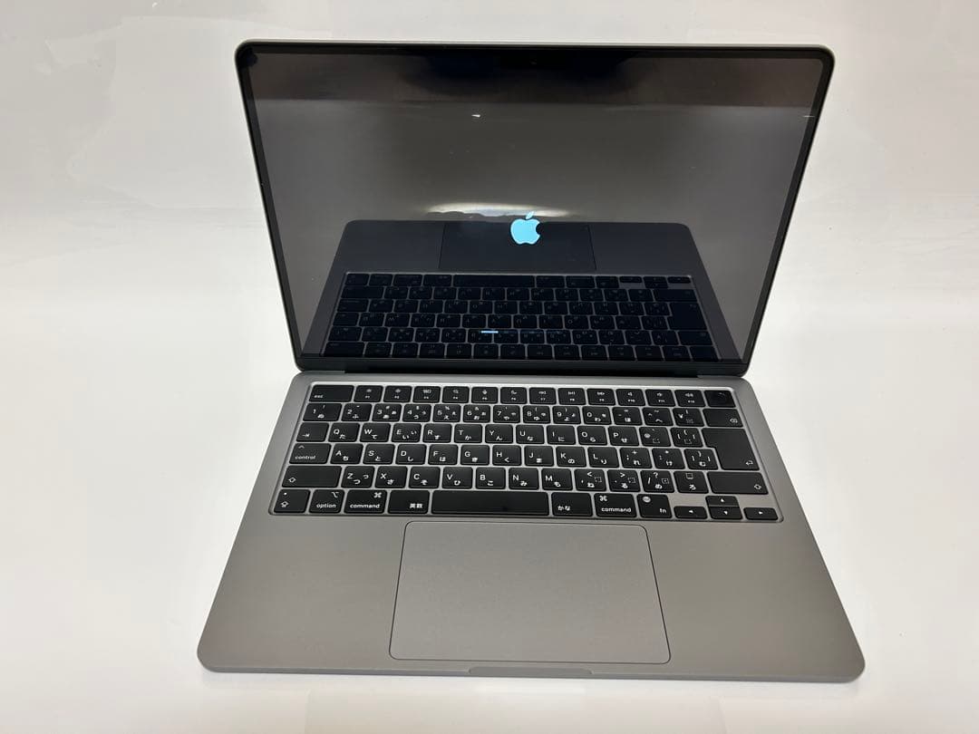 美品MacBookAir 2024 13インチ M3 256GB スペースグレイ