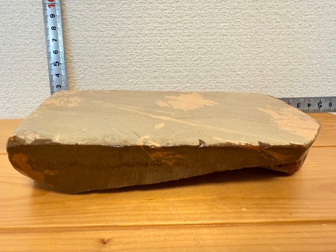 天然砥石　山不明　仕上げ砥石　蓮華　鯰入り