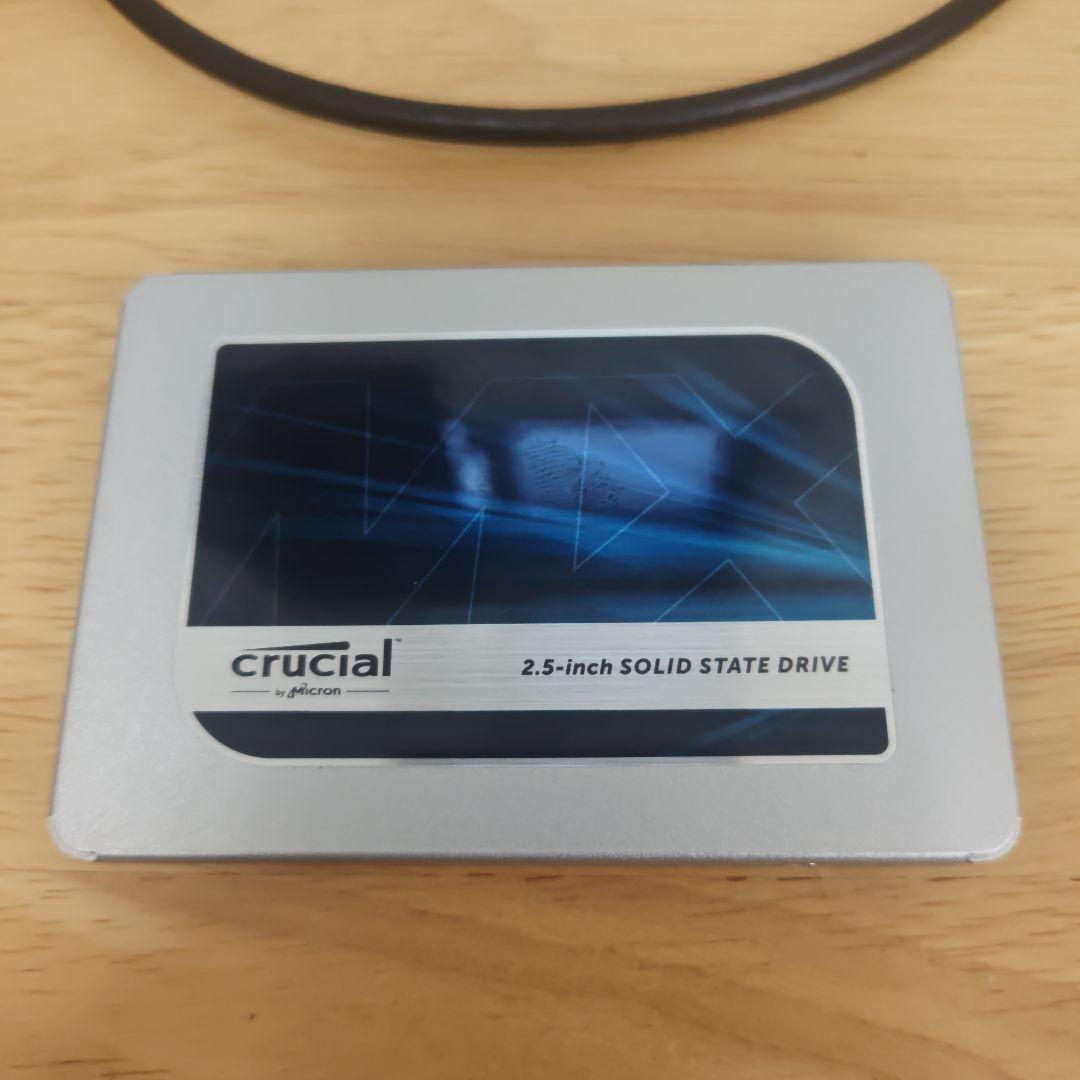 Crucial MX500 1000GB 2.5インチ SSD　初期化済