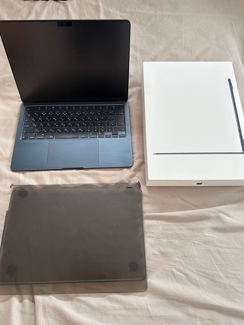 MacBook Air M2 13.6インチ 16GB/512GB