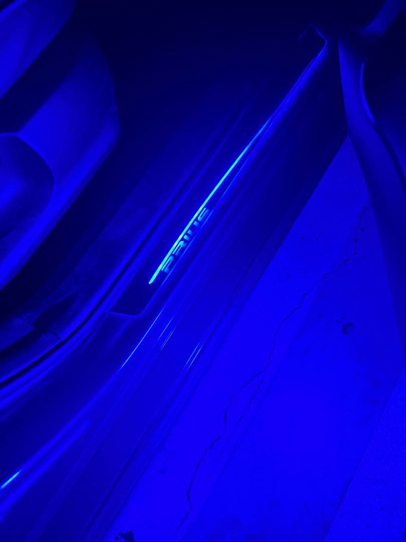 プリウス☆スカッフプレート50系 40系 30系 20系LED点灯専属ロゴ流れる