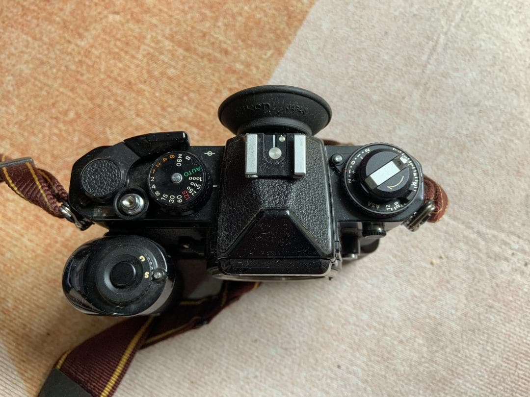 Nikon フィルム一眼レフカメラFE ZOOM70-210f 4　MD-12