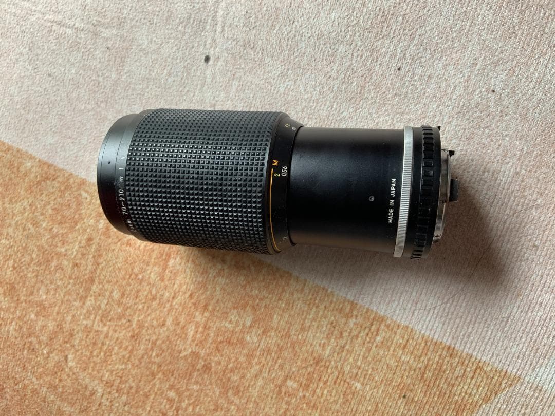 Nikon フィルム一眼レフカメラFE ZOOM70-210f 4　MD-12