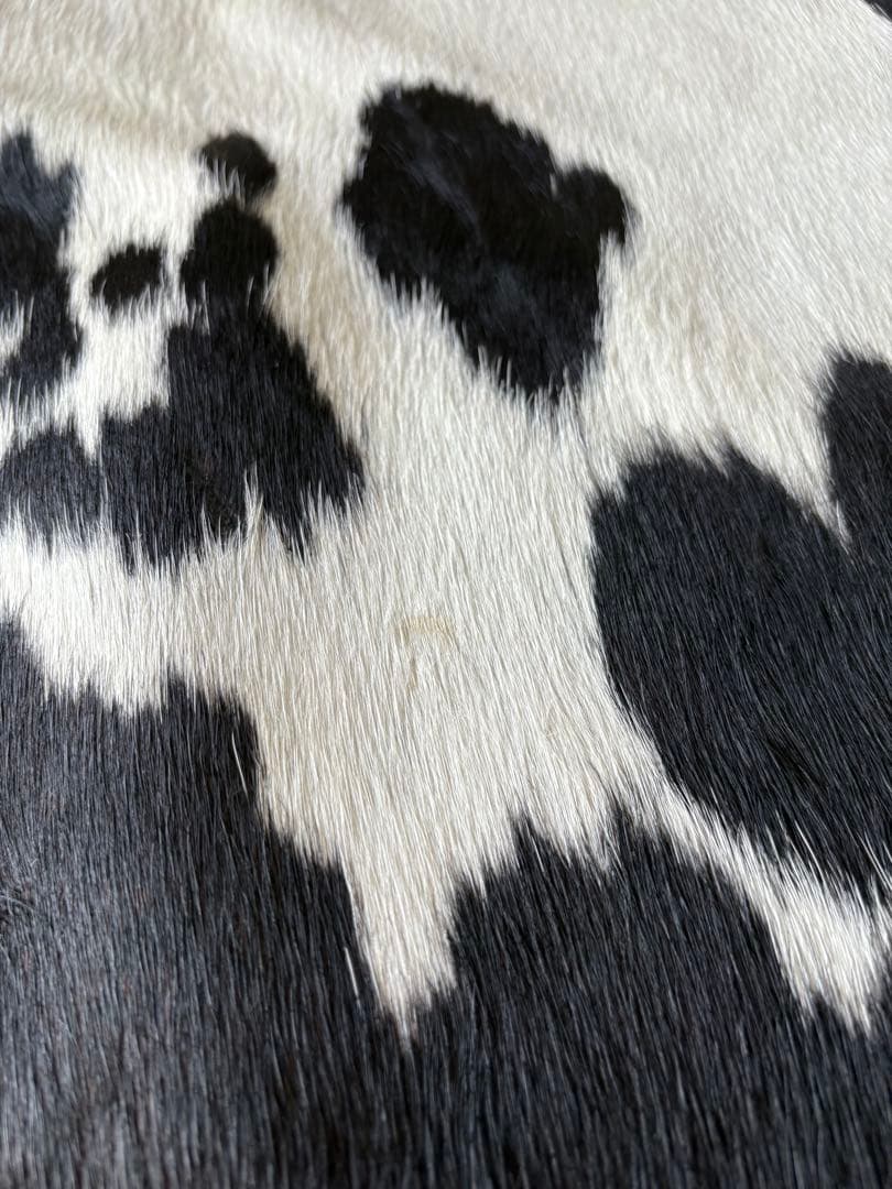 本革カウハイドラグ