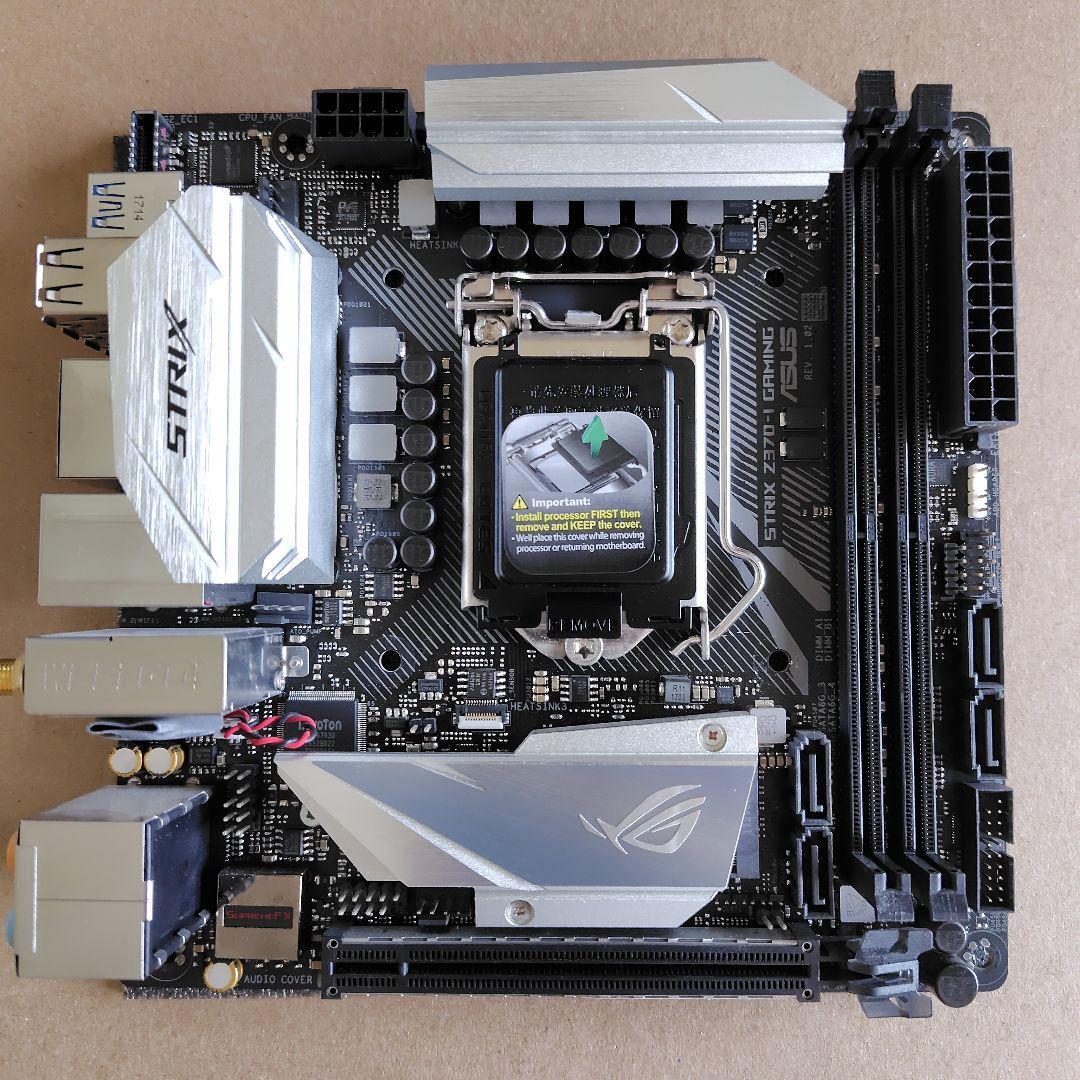 マザーボード ASUS ROG STRIX Z370-I GAMING + i7 8700K