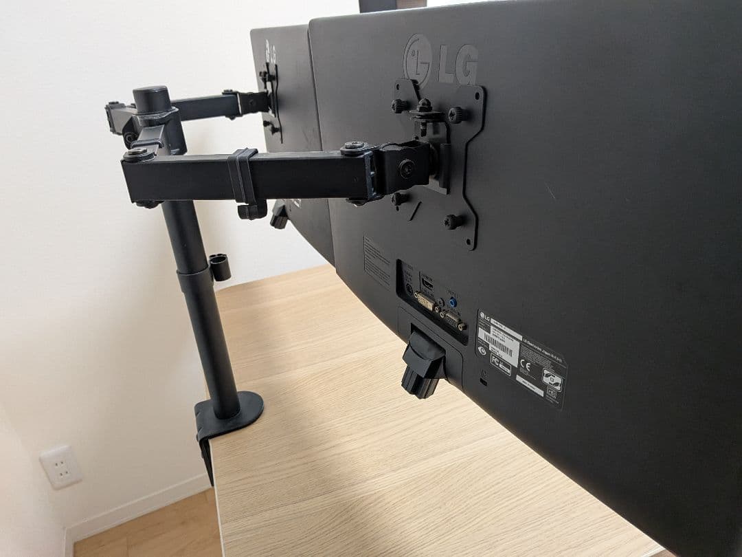 LG 21.5インチモニター 2枚＋モニターアーム　セット