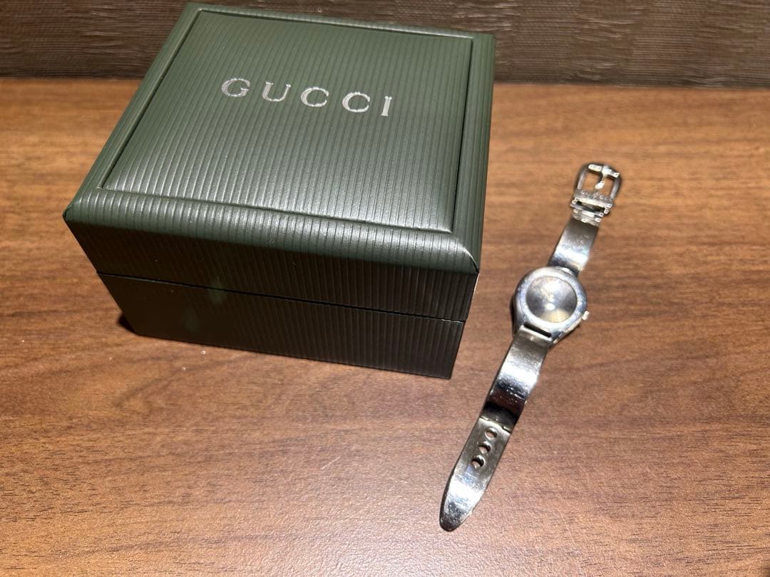 期間限定お値下げ　GUCCI 6700 L 時計