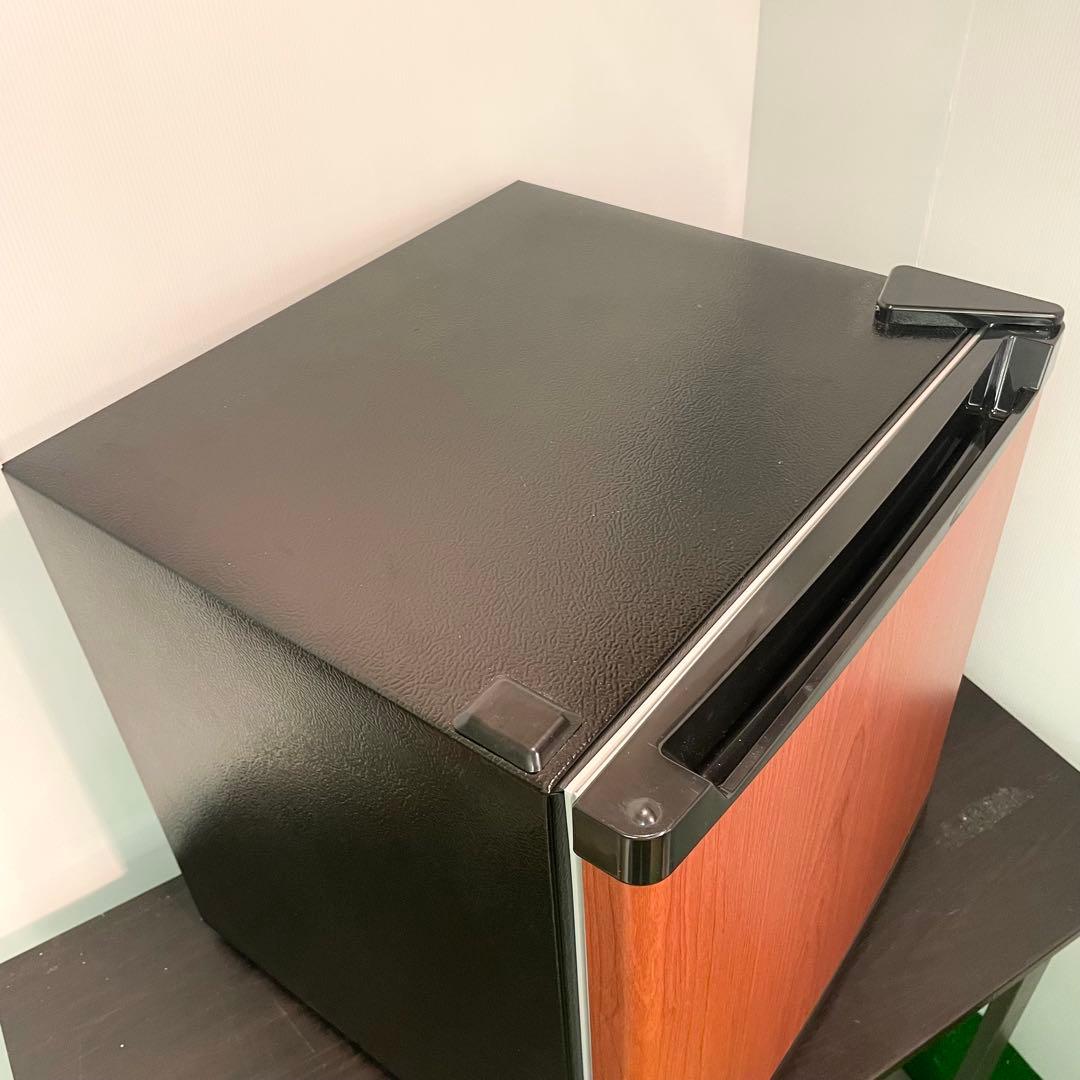 アイリスプラザ 2022年製 1ドア冷蔵庫 木目調 ミニ冷蔵庫