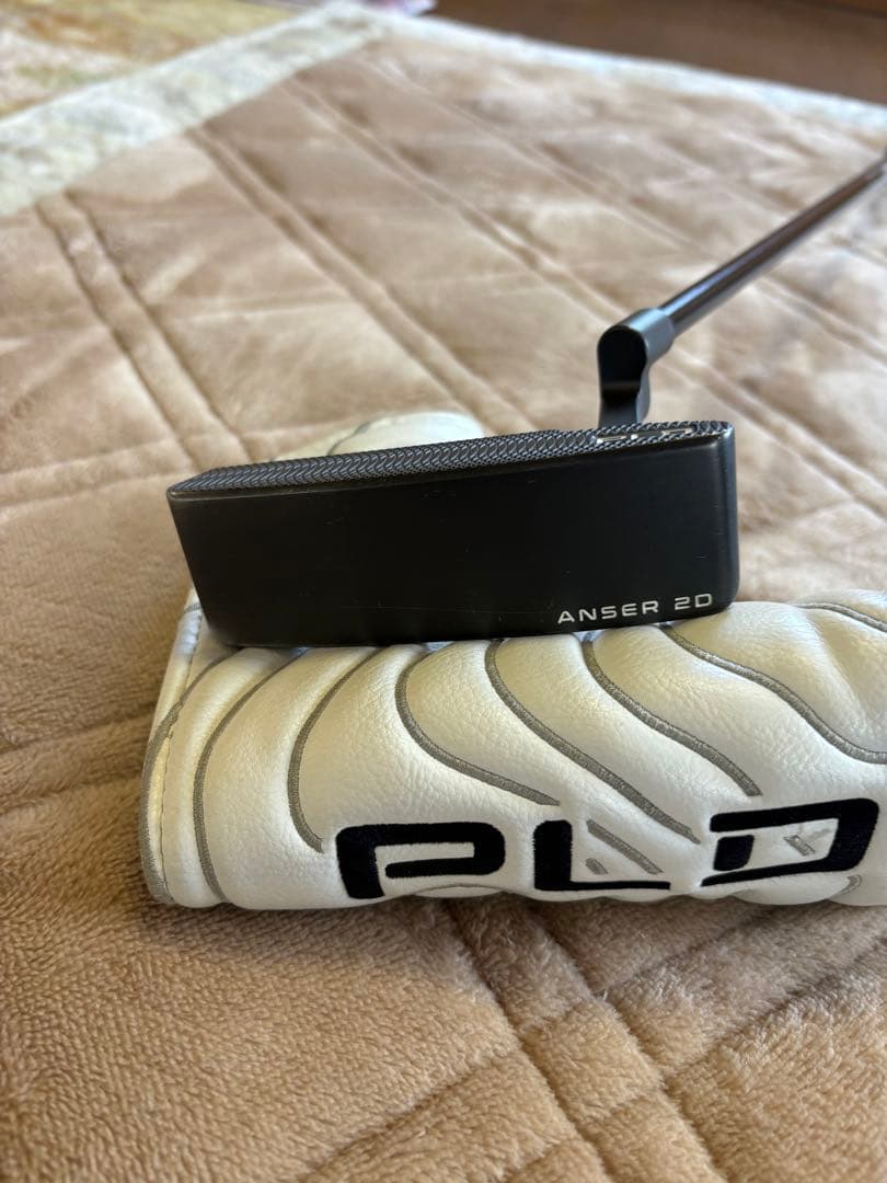 ピンパターＰＬＤアンサー2D カーボンシャフト　３４インチ