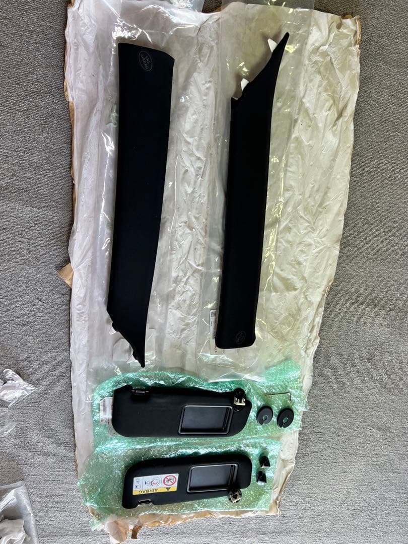 rav4 ブラックAピラー&ブラックバイザー