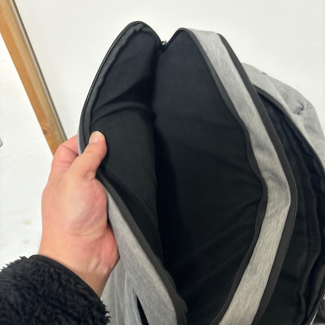 QUICKPACK グレー メッセンジャーバッグ