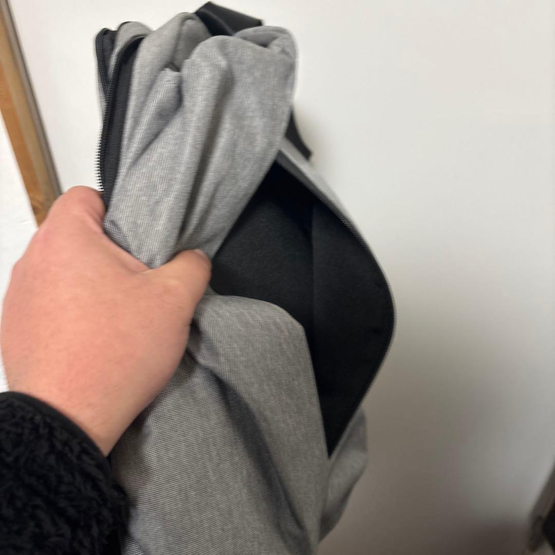 QUICKPACK グレー メッセンジャーバッグ