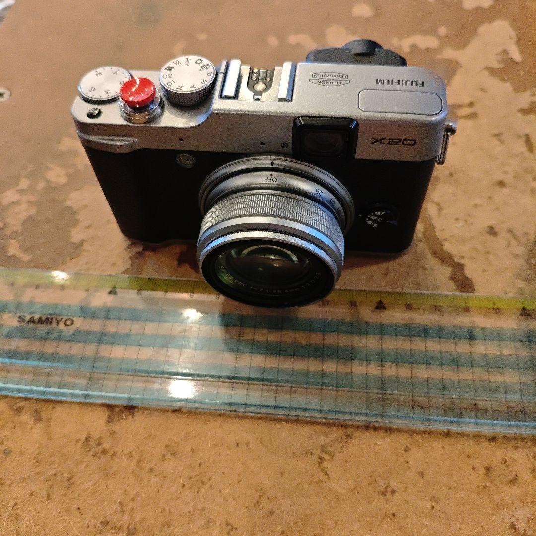 富士フイルム FUJIFILM X20 ※ジャンク品／現状渡し