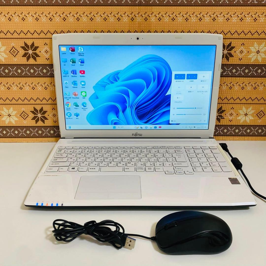 Y3 Fujitsuノートパソコン WEBカメラSSD高速 Windows11
