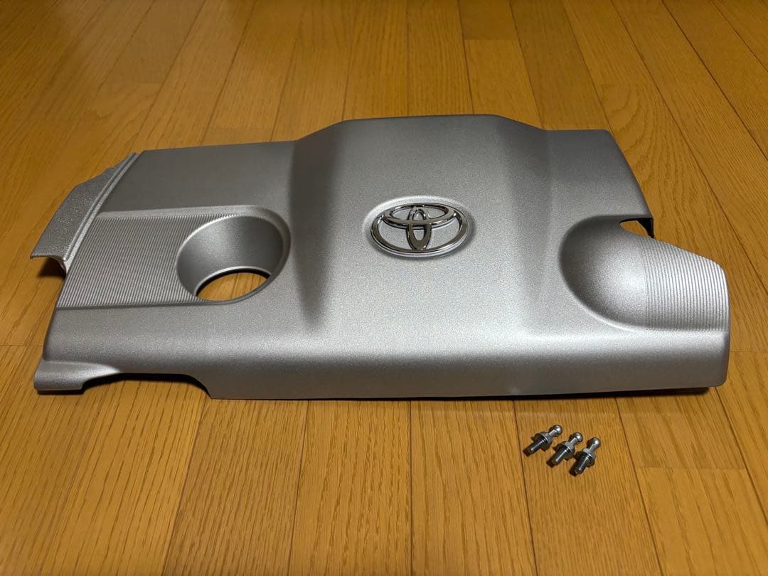 30アルファード、ヴェルファイア　2500cc2AR-FE用エンジンカバー