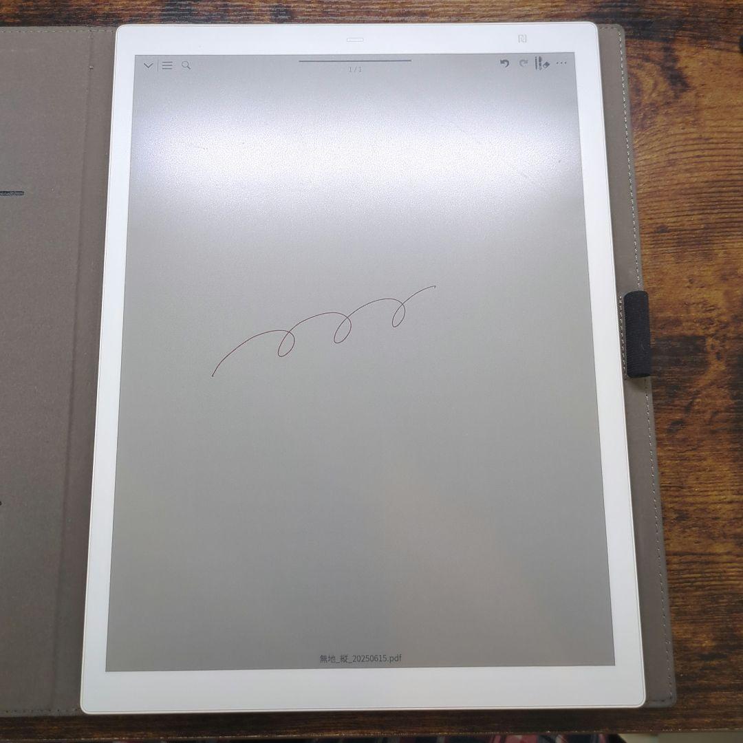 クアデルノ（第3世代・カラー）A4サイズ