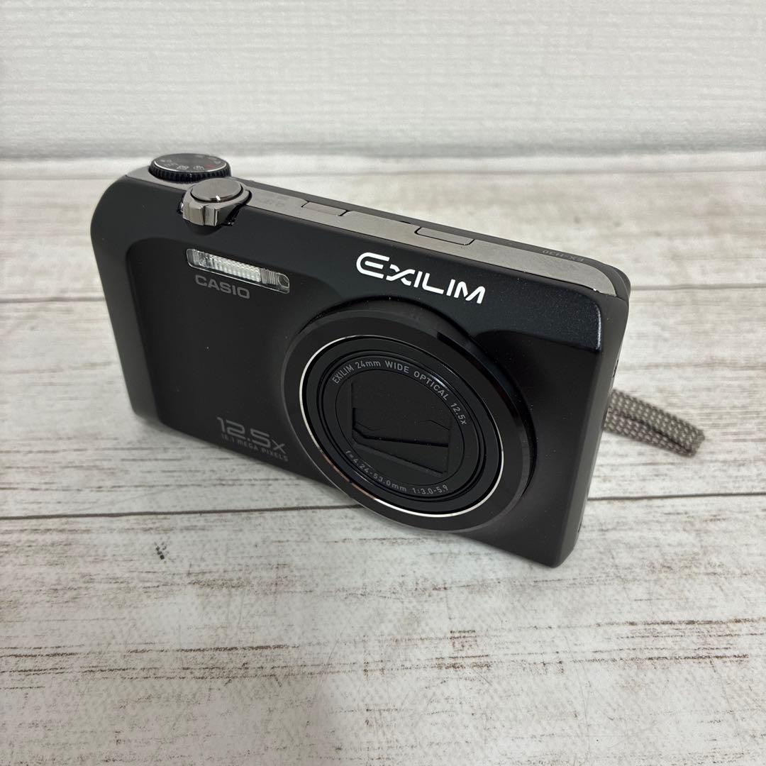 ピンクの猫 CASIO EXILIM EX-H30