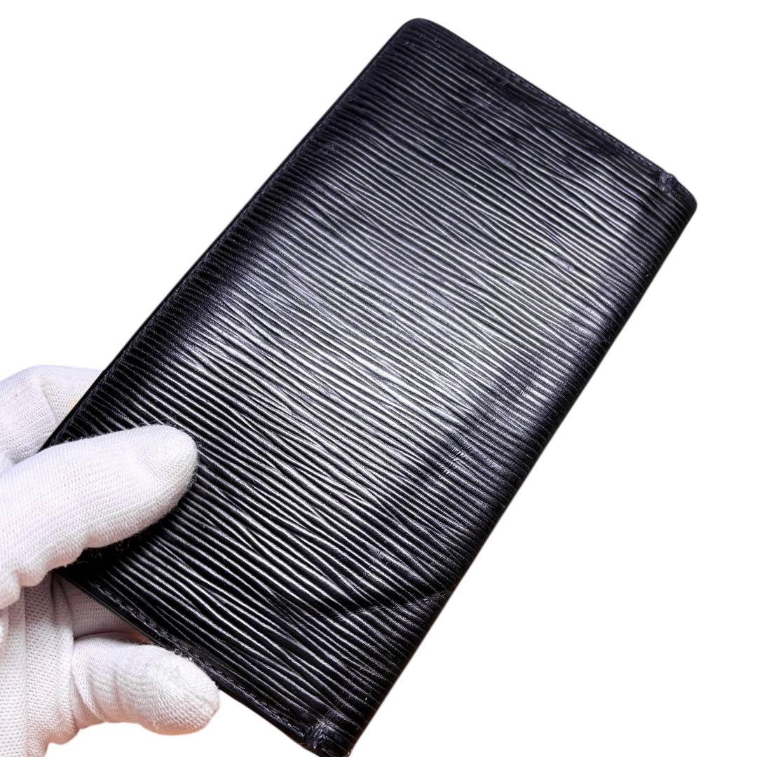 ルイヴィトン 札入れ 長財布 エピ ポルトカルト クレディ 黒色 M63212