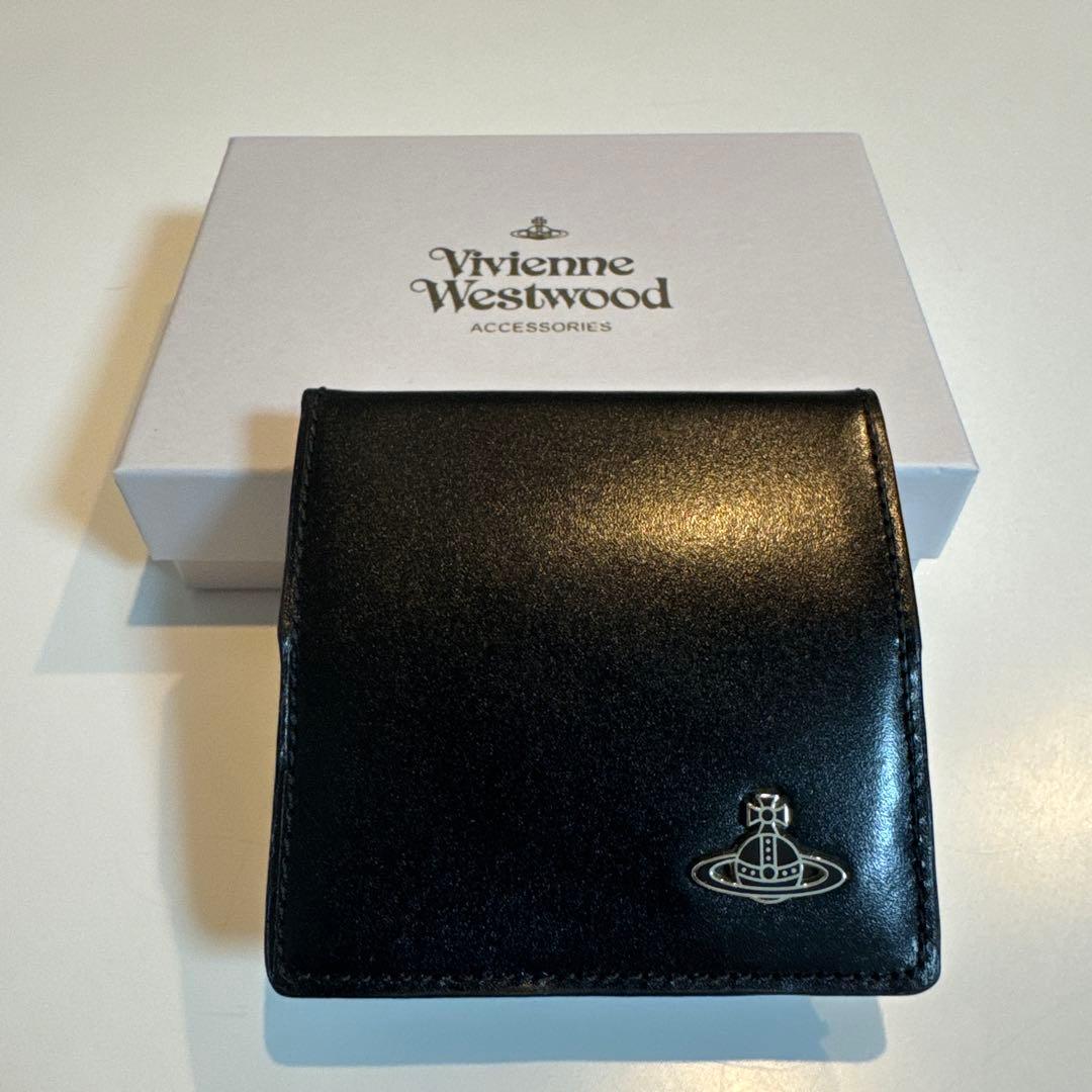 Vivienne Westwood 黒 ケース 箱付き