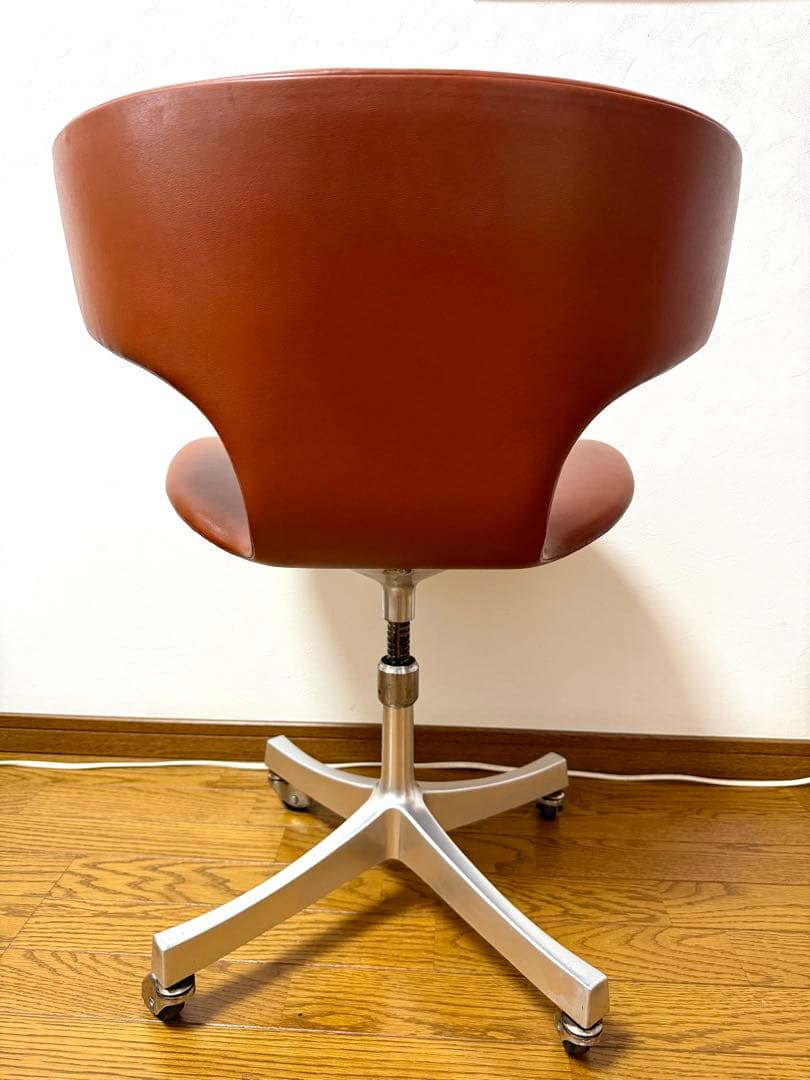 剣持勇カブトチェア　天童木工製　ブラウン