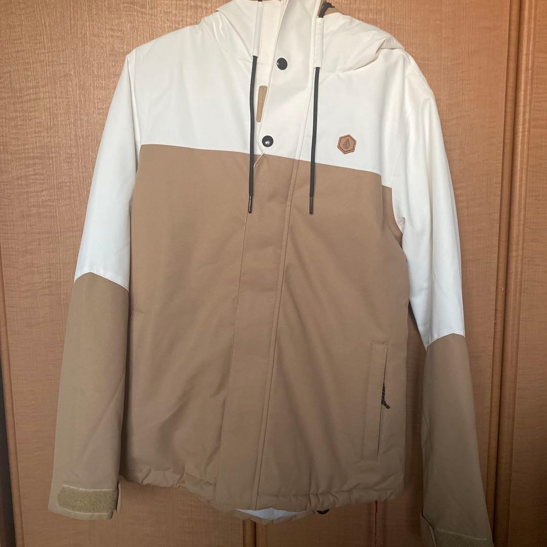 新品　未使用品　ボルコム　レディース　キッズ　ＸＳ　160 スノーボード　ウェア