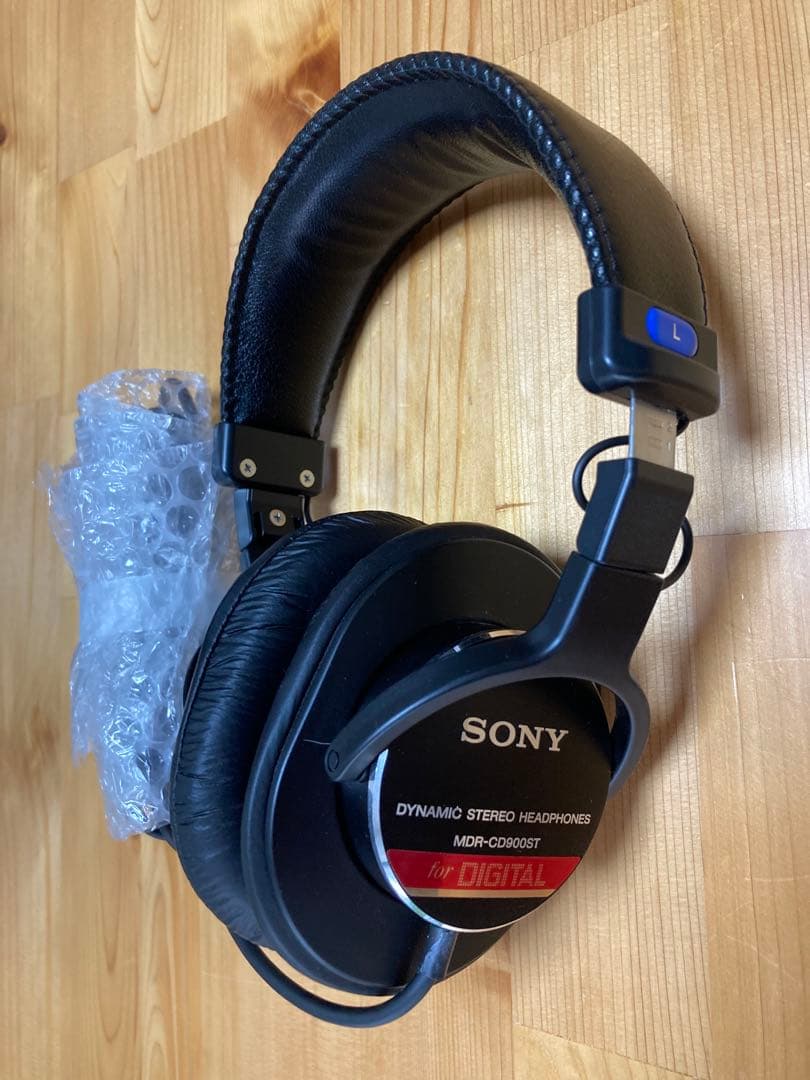 SONY スタジオモニター　MDR-CD900ST