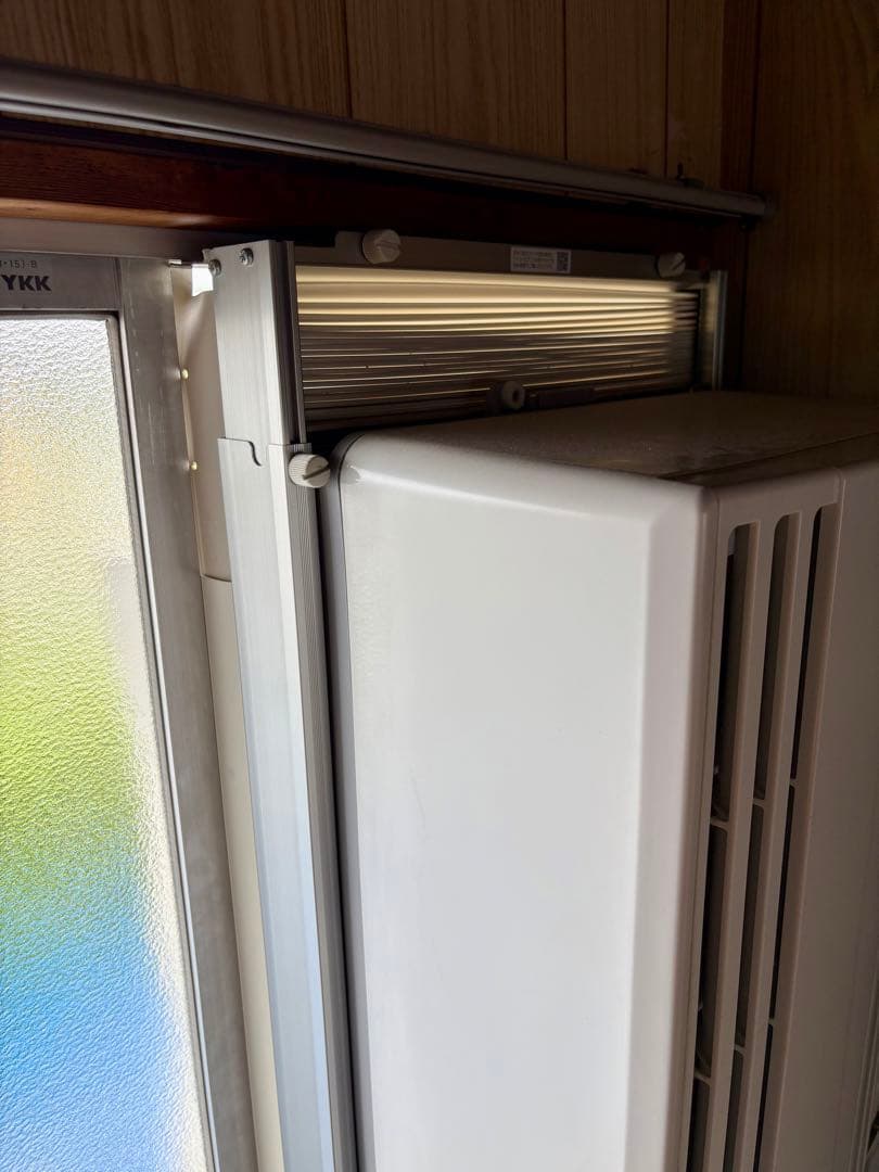 新品購入後使用1年 CORONA窓用エアコン　CW-1624R(WS) 日本製