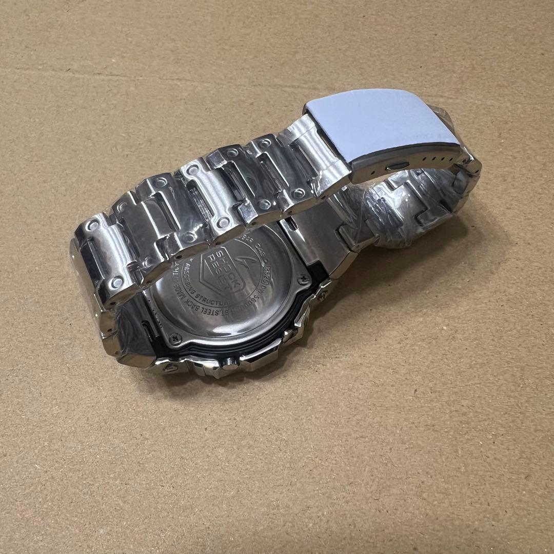 G-SHOCK DW-5600 メタルカスタム シルバー